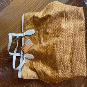 Tod’s signature shopping easy grande bag